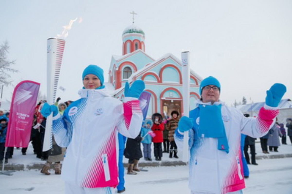 Этап Эстафеты огня XXIX Всемирной зимней универсиады 2019 года в поселке Тура